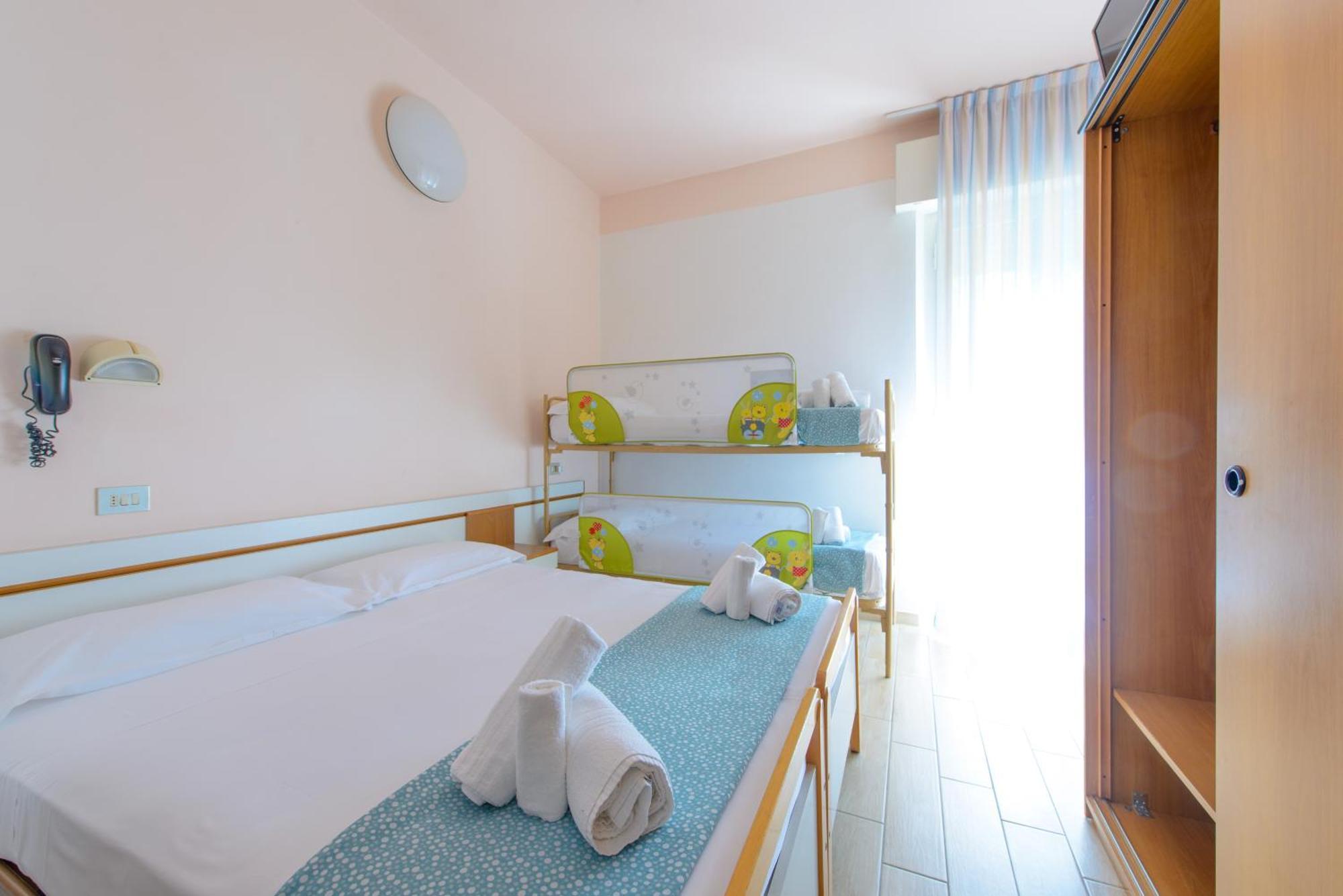 Hotel Colorado Rimini Dış mekan fotoğraf