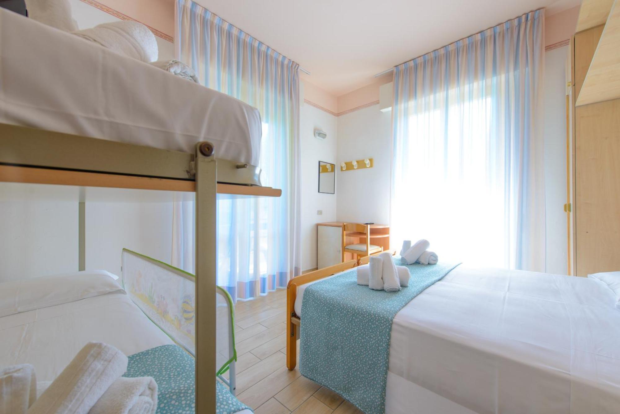 Hotel Colorado Rimini Dış mekan fotoğraf