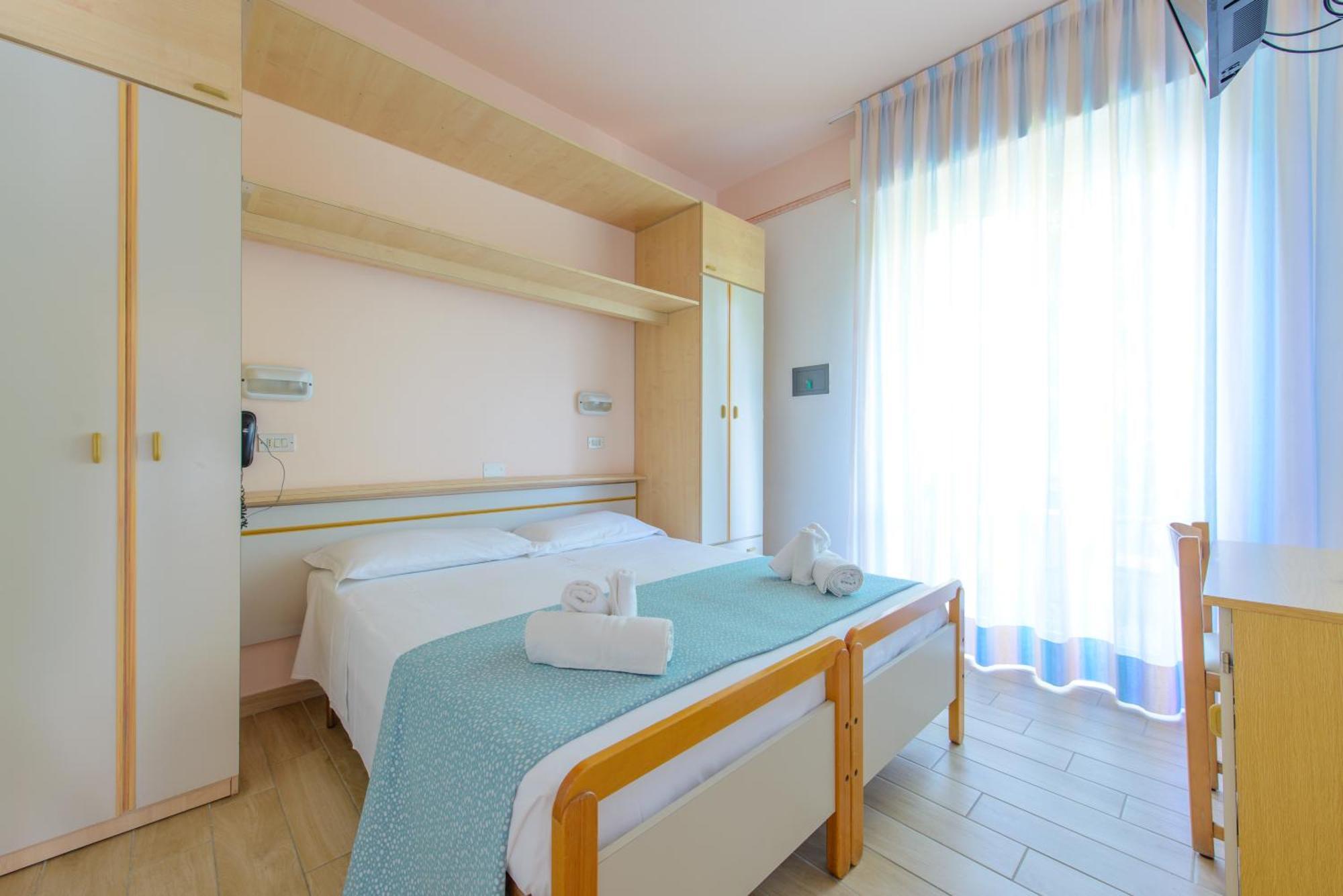Hotel Colorado Rimini Dış mekan fotoğraf